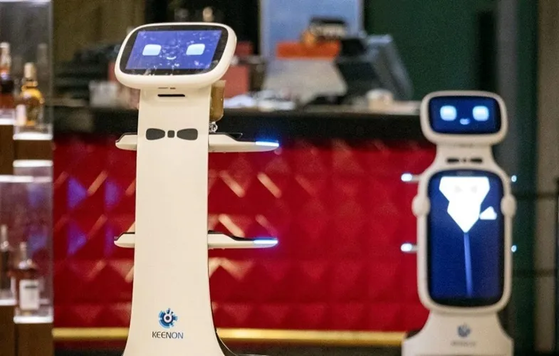 Rixos Downtown Antalya’da Robotlar Aktif Olarak Kullanılmaya Başlandı