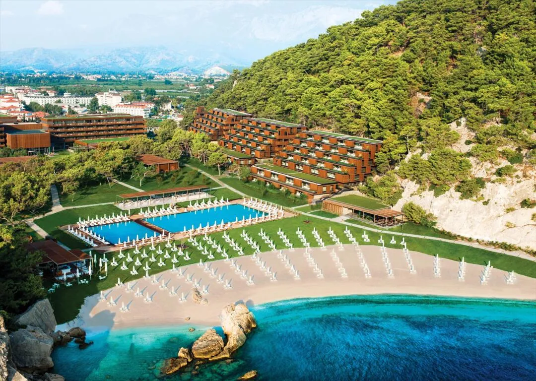 Forbes Travel Guide, Regnum Carya ve Maxx Royal Kemer’i Önerdi