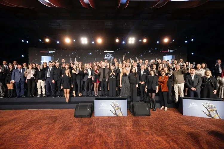 The ONE Awards’ta 1.’lik Ödülünü TatilBudur Aldı