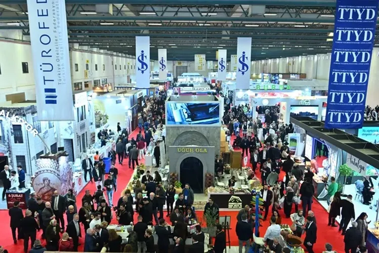 Türkiye ile Mısır Arasında Turizm Alanındaki İş Birliği Yoğunlaşacak