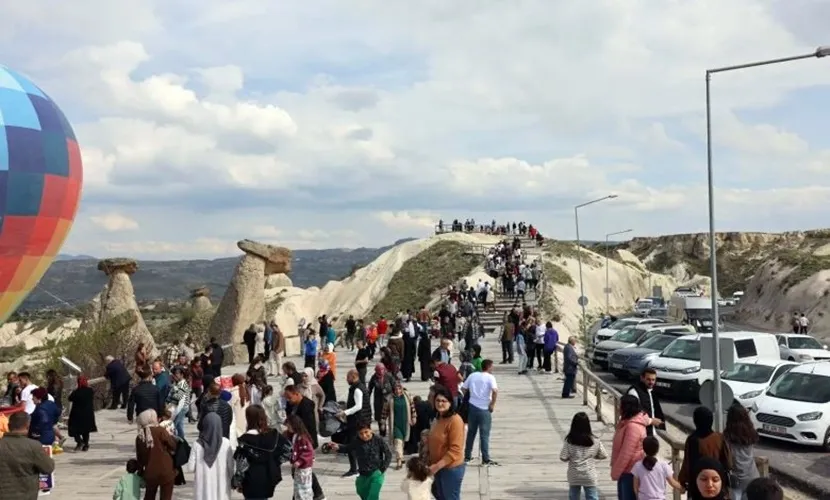 Kapadokya’da Ramazan Bayramı Öncesi Rezervasyon Yoğunluğu Yaşanıyor
