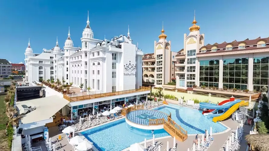 Side Royal Hotels, Savaşa Rağmen Büyüme Adımları Atıyor