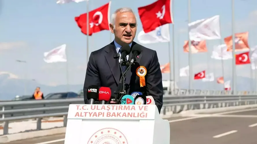 Bakan Ersoy’dan Turizm Sektörüne Yönelik Olumlu Açıklamalar