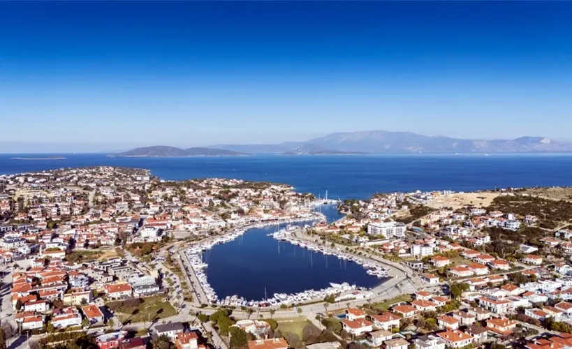 Çeşme’de 8 Otelin Satış ve 22 Butik Otelin Devren Kiralık İlanı Yayınlandı