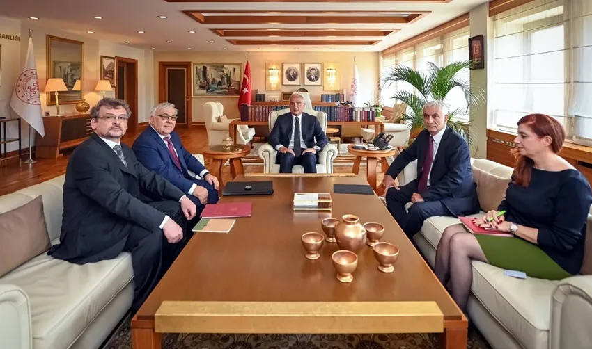 Türkiye ile Rusya Arasındaki Turizm İlişkileri Değerlendirildi